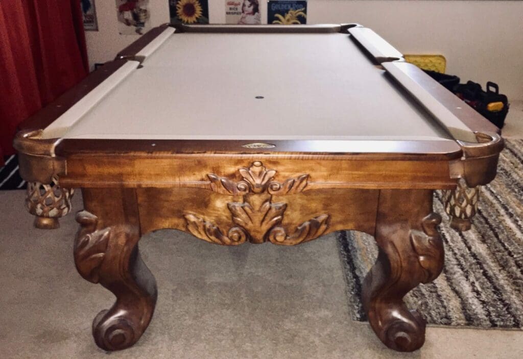 Connelly Biltmore Pool table